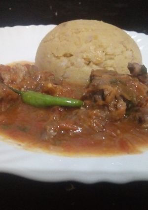 A picture of Mashed nduma, sweat potatoes & beef stew.