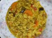 Una foto de risotto de setas vegano