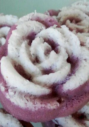 Foto resep Putu ayu mawar ubi