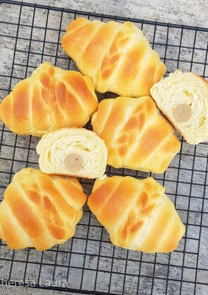 Foto resep Chicken Sausage Butter Rolls 🥐🍗😍