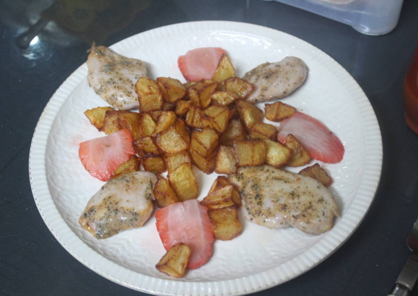 Pechugas de codorniz con fresas