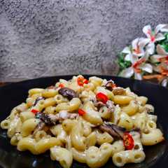 Macaroni with Chicken, Champignon Mushroom and Black Pepper-レシピのメイン写真