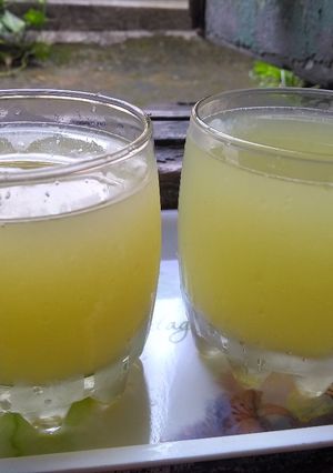A picture of Mosambi juice.