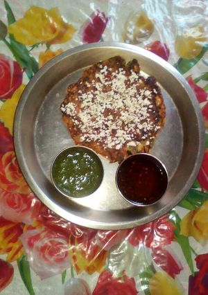 A picture of Mix vege paneeri stuffed prantha.