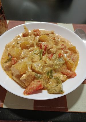 Una foto de Curry dorado
