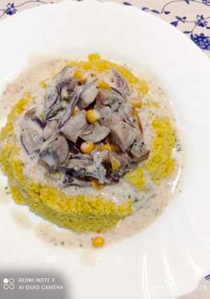 "Tejszínes" gomba kölessel recept fotója