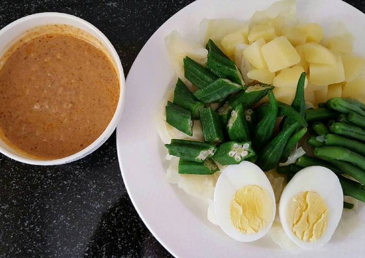 Steps to Prepare Super Quick Gado Gado / Indonesian style salad with peanut sauce