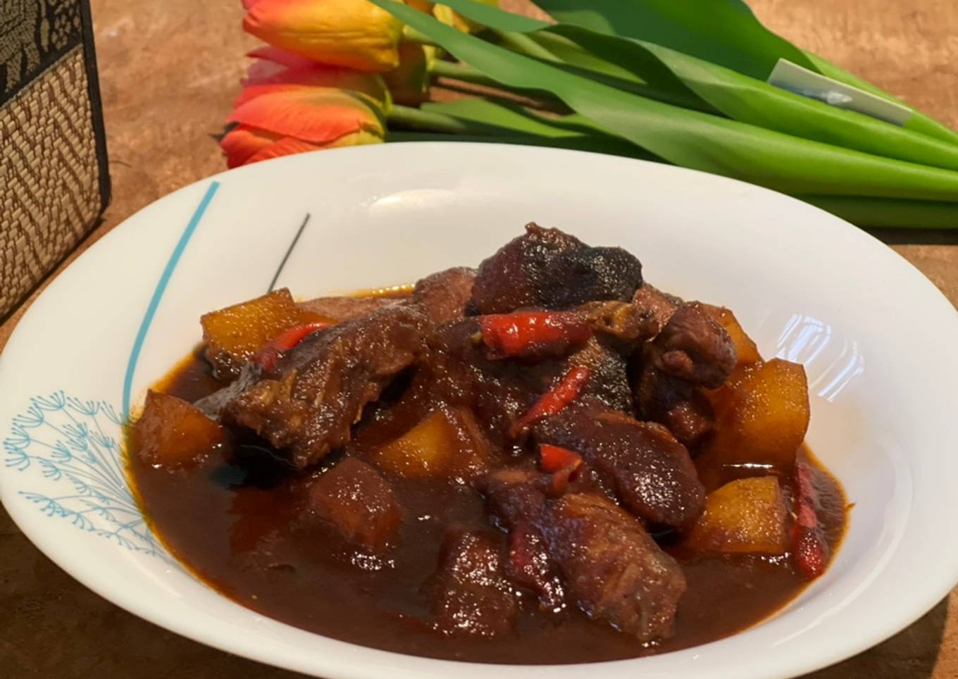 Tuna kentang Semur