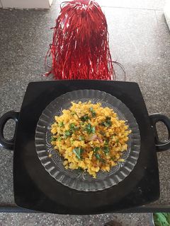 आलू पोहा (Aloo poha recipe in Hindi) रेसिपी मुख्य फोटो