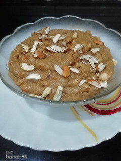 A picture of Urad Dal Halwa.