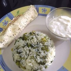 A picture of Methi peas rice.