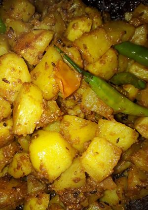 A picture of Jeera aloo.