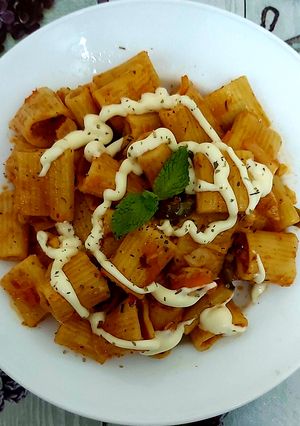 A picture of Schezwan pasta(indian street style).