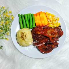รูปของ Beef Steak with Mashed Potatoes
