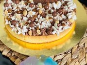Une photo de tarte choco caramel