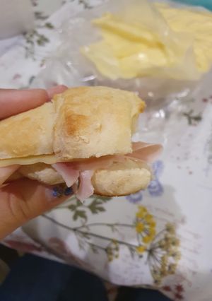 Una foto de Medialunas dulces