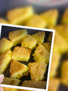 A picture of Lemon flavor cake.