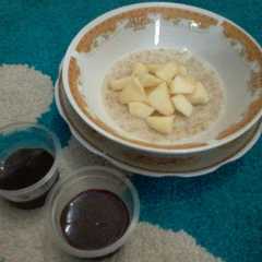 รูปของ Quaker oats with Nutrijell and Apple