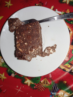 Una foto de Torta Golosa Helada de Chocolate 😋