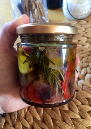 Una foto de Escabeche de berenjena DE LI CIO SO