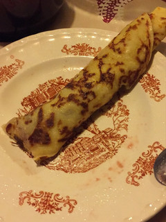 Una foto de Panqueques con mermelada de frutilla