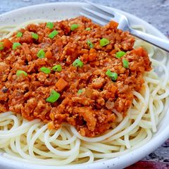 A picture of Spaghetti Bolognese.
