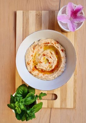 Una foto de Hummus de alubias blancas