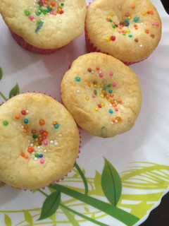 कप केक (Cup cake recipe in Hindi) रेसिपी मुख्य फोटो