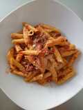 Garganelli con ragù di salsiccia e porcini