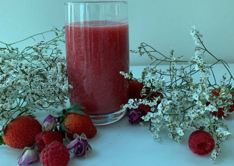 Jus de pastèque à la rose et fruits rouges
@4PassionFood