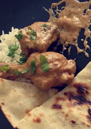 A picture of Murg Makhni.