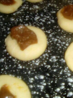 Una foto de Mini pepas de dulce de leche súper fáciles!😉
