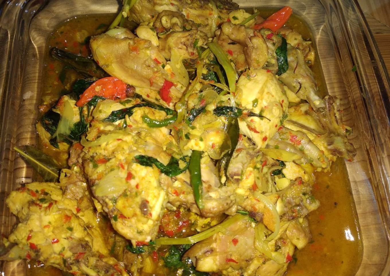 Resep Ayam Rica Daun Kemangi, Bisa Manjain Lidah