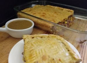Una foto de Empanada gallega de carne a la cerveza