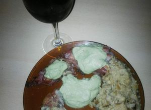 Una foto de Costilla y lomo de cordero a la pimienta con burgol
