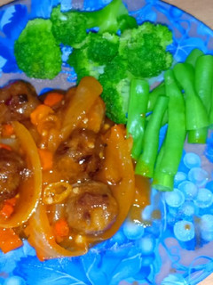 Foto resep Bola-bola daging saus asam manis pedas
