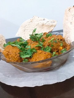 શાહી દમ આલુ (Shahi Dum Aloo Recipe In Gujarati) રેસીપી મુખ્ય ફોટો