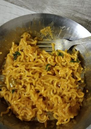 नूडल्स(noodle recipe in hindi) रेसिपी मुख्य फोटो