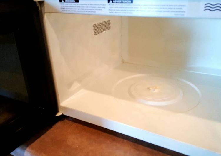 Steps to Make Favorite Mike's EZ Microwave Cleaning Tip