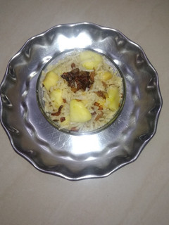 ஆப்பிள் ப்ரைடு ரைஸ்(Apple Fried Rice recipe in Tamil) செய்முறை முக்கிய புகைப்படம்