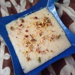 A picture of Rice kheer.