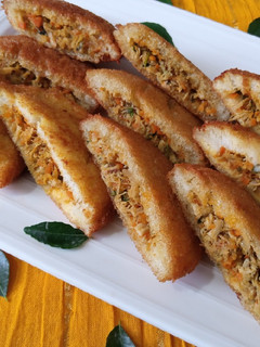 A picture of Bread Pockets.