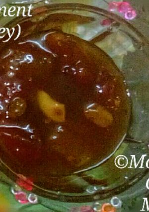 A picture of Dates Chutney.