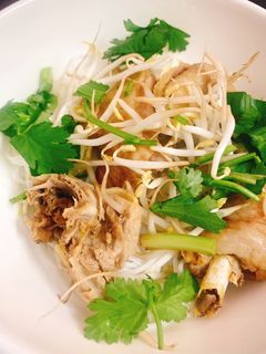 Hình của món Hủ tíu gà.