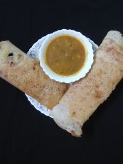 મૈસુર મસાલા ઢોંસા (Mysore Masala Dosa Recipe In Gujarati) રેસીપી મુખ્ય ફોટો
