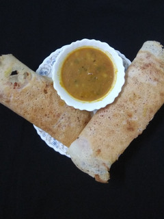 મૈસુર મસાલા ઢોંસા (Mysore Masala Dosa Recipe In Gujarati) રેસીપી મુખ્ય ફોટો