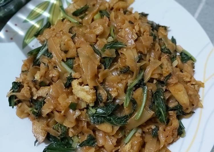 Langkah Mudah untuk Membuat Kwetiau goreng simple, Menggugah Selera