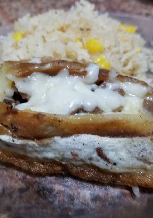 Una foto de Chile caribe relleno de carne a mi estilo 🤤