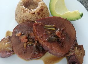 Una foto de Muchacho de res relleno