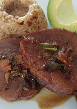 Una foto de Muchacho de res relleno